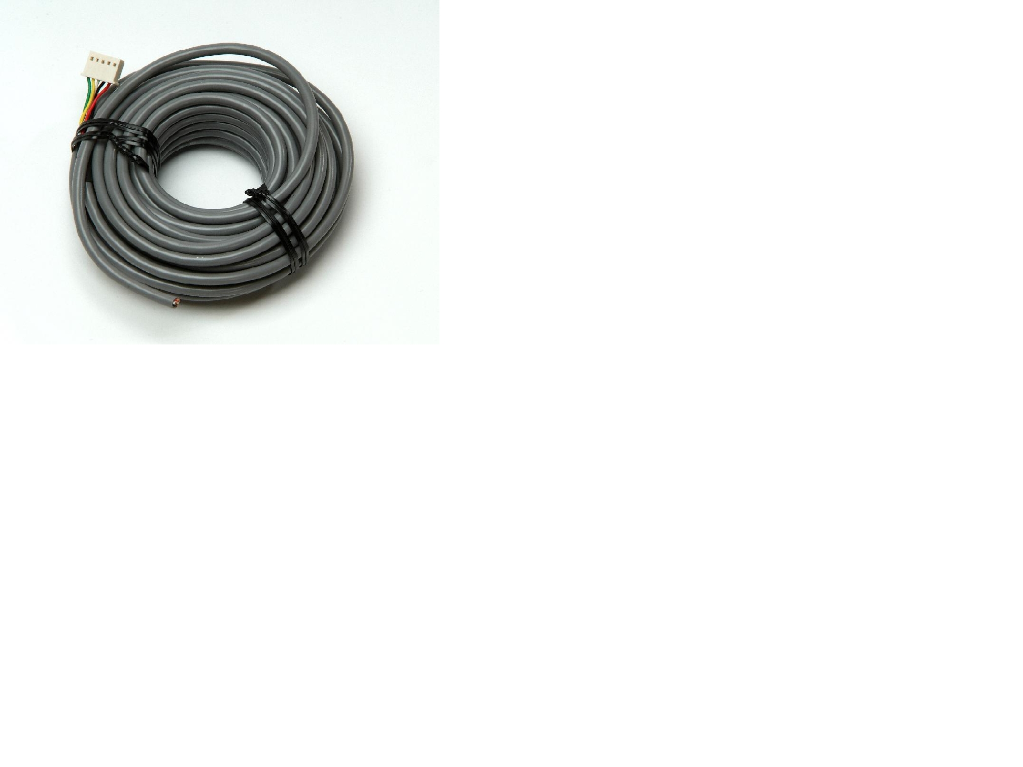 PET/PVC INSULATED FLEXIBLE CABLE FITTED WITH CONNECTOR, FOR A VOLTAGE NOT EXCEEDING 1,000V (IN 2.5 METRE OR 8 METER LENGTHS)