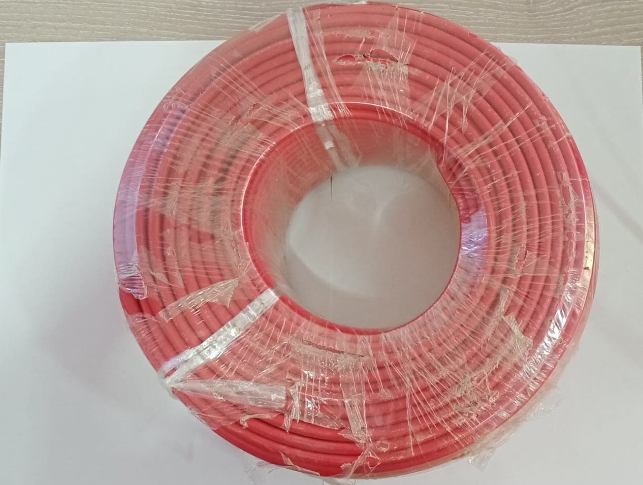 Insulated electrical cable for photovoltaic installations.
-	The cable will be used to connect the solar panels with the inverter.
-	The cable is made of soft annealed tin-coated flexible stranded copper.
-	The cable is 100m in length in each package.
-	The voltage range of the cable is between 1000-1500V (DC)
-	The insulated cable is of CLASS 5 standard.