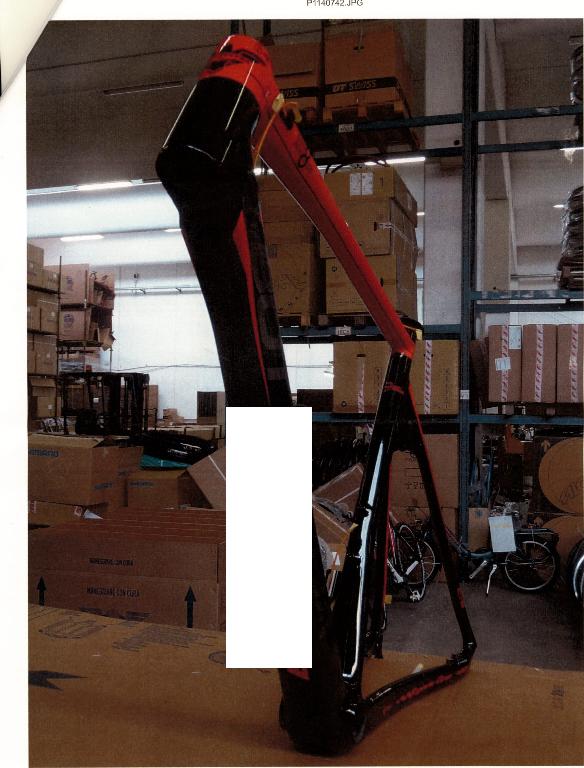 TELAIO IN CARBONIO. L'ARTICOLO E' PRODOTTO SU DISEGNO DELL'IMPORTATORE E SI PRESENTA ALL'IMPORTAZIONE VERNICIATO. LA MERCE, PER DICHIARAZIONE DI PARTE, E' REALIZZATA IN CARBONIO ED E' DESTINATA ALLA   FABBRICAZIONE DI BICICLETTE.