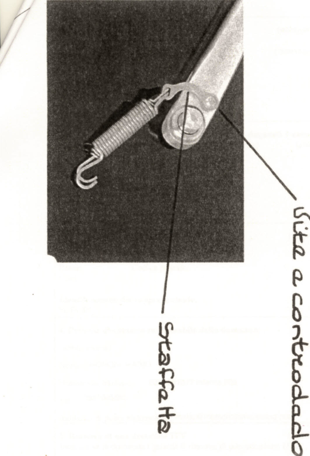 KIT COSTITUITO DA UNA STAFFETTA, UNA VITE E UN CONTRODADO.
GLI ELEMENTI, PER DICHIARAZIONE DI PARTE, SONO REALIZZATI IN ACCIAIO. I TRE ELEMENTI SONO CONDIZIONATI PER LA VENDITA AL MINUTO.
IL PRODOTTO E’ UTILIZZATO  PER IL MONTAGGIO DEL CAVALLETTO DI UN  MOTOVEICOLO.