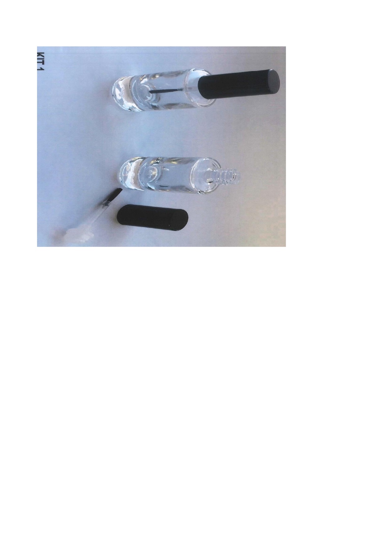 ARTICOLO  NON MONTATO  COMPOSTO DA UN FLACONCINO DI VETRO E DA UNA CAPSULA IN PLASTICA CHE FUNGE DA DISPOSITIVO DI CHIUSURA.  ALL'INTERNO DELLA CAPSULA VA FISSATO UN PENNELLINO PRESENTATO SMONTATO.
IL FLACONCINO DI VETRO E' CONCEPITO PER CONTENERE SMALTO PER UNGHIE.