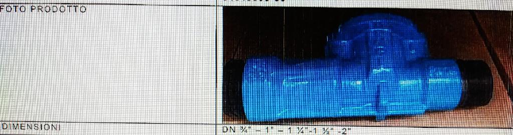 PARTE DI VALVOLA. PER DICHIARAZIONE DI PARTE, L’ARTICOLO E’ REALIZZATO  IN GHISA EN GJS 400-15 VERNICIATA INTERNAMENTE E ESTERNAMENTE CON POLVERE EPOSSIDICA APPLICATA A LETTO FLUIDO COLORE AZZURRO/BLU CHIARO. CORREDATO DI ESTREMITÀ FILETTATE MASCHIO E INNESTO INTEGRATO PER TUBO CON FILETTO FEMMINA PER IL COLLEGAMENTO ALLA MACCHINA FORATUBI. L’ARTICOLO E’ DOTATO DI 2 FORI FILETTATI M12 PER CONSENTIRE IL FISSAGGIO DEL COPERCHIO DELLA VALVOLA.