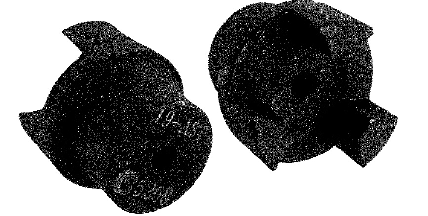 SEMIGIUNTO TORSIONALE IN ACCIAIO. 
PER DICHIARAZIONE DI PARTE, L’ARTICOLO E’ OTTENUTO DA LAVORAZIONI  DA BARRA, CON SUCCESSIVE LAVORAZIONI DI DENTATURA, TORNITURA, FORATURA E RETTIFICA
IL SEMIGIUNTO E’ UTILIZZATO COME ORGANO DI COLLEGAMENTO TRA ALBERI ROTANTI. 
I GIUNTI ELASTICI TORSIONALI SONO PARTICOLARMENTE INDICATI PER MACCHINE AZIONATE DA MOTORI
ELETTRICI IN SERVIZIO CONTINUO, POMPE, RIDUTTORI ECC.
A SECONDA DEL MODELLO, L’ARTICOLO PUO' PRESENTARSI CON ELEMENTI DI DIFFERENZIAZIONE, PRIVI DI QUALSIASI RILEVANZA AI FINI DELLA LORO CLASSIFICAZIONE TARIFFARIA.