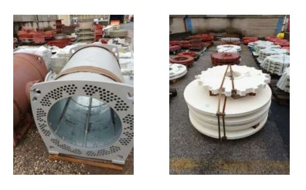 Carcasse e scudi di motori elettrici.
Gli articoli sono diversi tra loro in termini geometrici, materiali, procedure di saldatura e verniciatura, ma sono assimilati univocamente a progetti di motori elettrici.
Nello specifico le carcasse andranno a contenere lo statore del motore elettrico oltre ad eventuali tubi di raffreddamento, mentre gli scudi serviranno a chiudere il motore elettrico e fungono anche da struttura di montaggio per i cuscinetti della macchina.