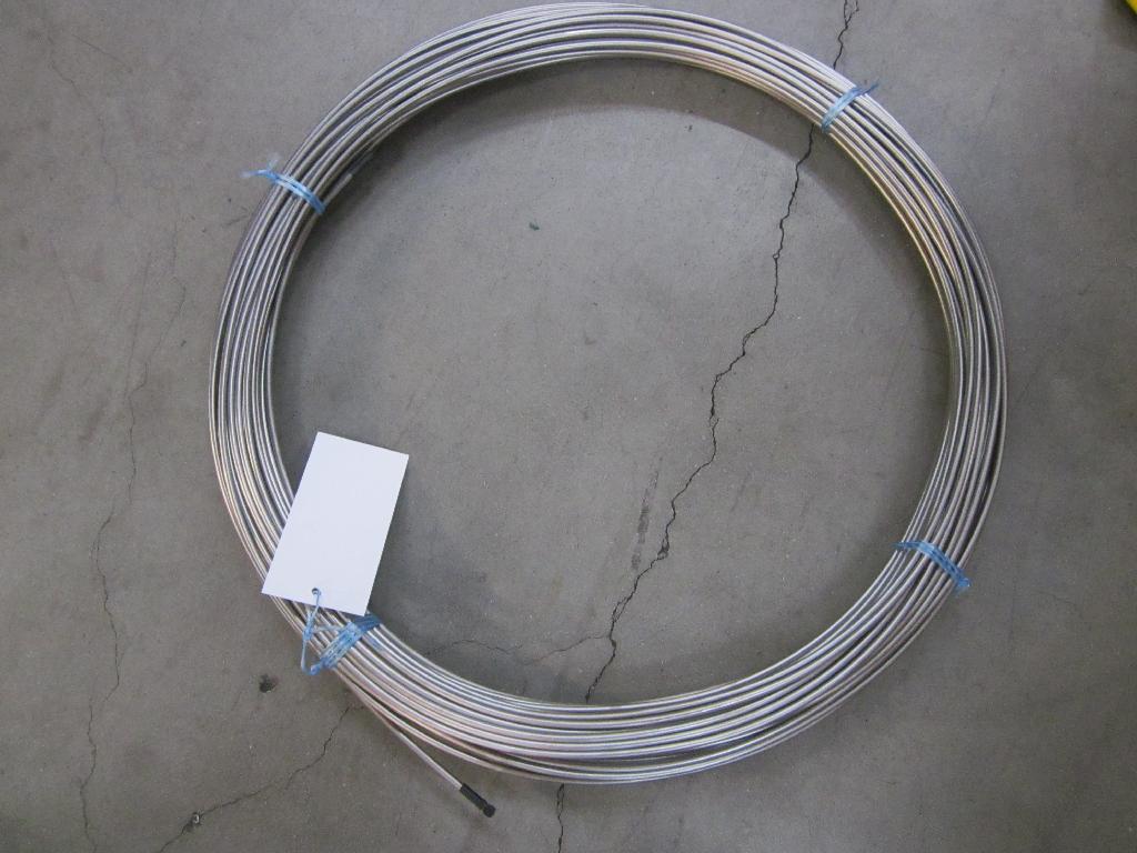 CAVO ELETTRICO CON ISOLAMENTO IN OSSIDO DI MAGNESIO. L'ARTICOLO E' REALIZZATO CON GUAINA ESTERNA IN ACCIAIO O ALTRE LEGHE METALLICHE A BASE DI CROMO E NICHEL.