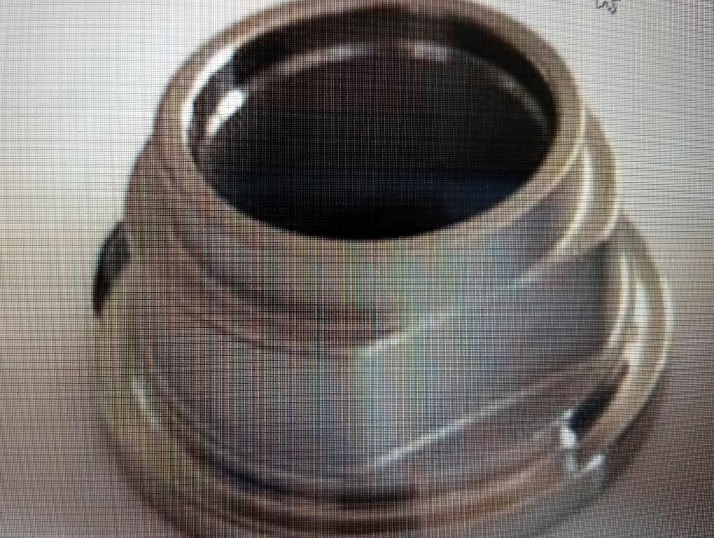 Manicotto metallico con esterno esagonale.  L’articolo è realizzato in acciaio inossidabile, ottenuto per fusione, ed è destinato all’accoppiamento con un altro oggetto metallico tramite saldatura. L’articolo è destinato a essere  impiegato come accessorio per tubi per impianti in pressione idrico-sanitari nel settore civile, impianti di riscaldamento e condizionamento, di distribuzione aria compressa, gas tecnici ed impianti industriali in genere.
