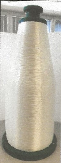 Filati in fibra di vetro di colore bianco/trasparente, bobinati su rocchetti di materia plastica. I filati, non di tipo S-glass, sono costituiti da filamenti continui di fibre di vetro di diametro medio di diverse misure, a seconda della tipologia: 7μm, 9 μm, 9.2 μm o 9.7 μm. I filati sono ritorti (19, 20, 28, 30 o 38 torsioni/m) ed hanno, parimenti, diversa densità lineare: 35 Tex, 71 Tex, 135 Tex, 204, 267 Tex.