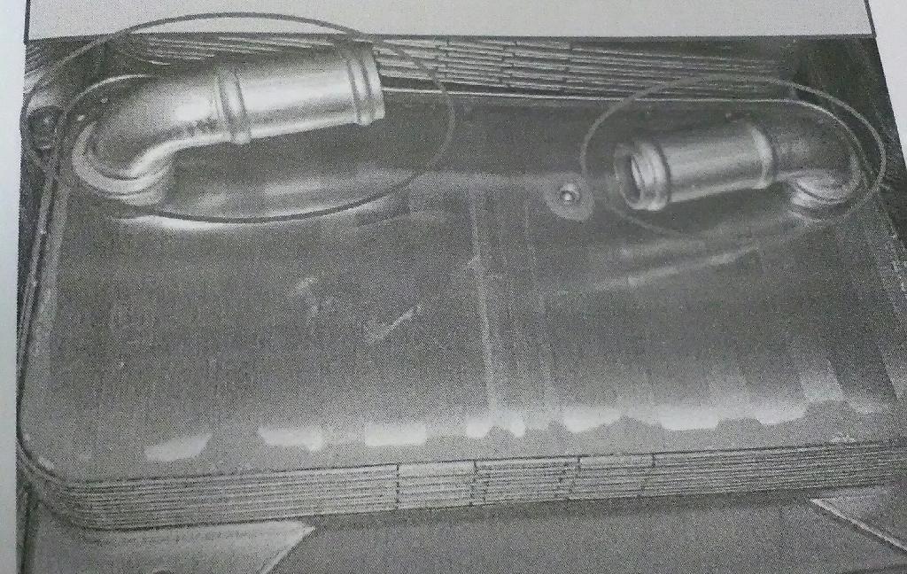 ACCESSORIO PER TUBO.
L’ARTICOLO, PER DICHIARAZIONE DI PARTE, E’ REALIZZATO IN ALLUMINIO.
L’ARTICOLO HA UNA FORMA CURVA ED UN DIAMETRO DI CIRCA 16 MM ED UNA LUNGHEZZA DI CIRCA 64 MM.
LA MERCE E’ DESTINATA AD ESSERE UTILIZZATA PER LA CONNESSIONE DI SCAMBIATORI DI CALORE PER AUTOVEICOLI MEDIANTE SALDATURA PER BRASATURA.