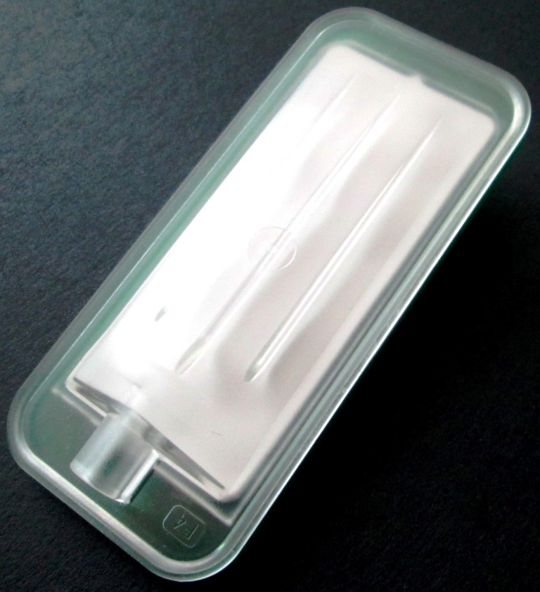 FILTRO A MEMBRANA PIATTA.
L'ARTICOLO COSTITUISCE UNA COMPONENTE DI UN RENE ARTIFICIALE.
IL PRODOTTO È ESSENZIALE PER L'EFFETTUAZIONE DI DIALISI PER MALATTIA RENALE CRONICA, IN PARTICOLARE, È NECESSARIO AL FILTRAGGIO NEL PROCESSO DI DIALISI.
IL PRODOTTO È REALIZZATO IN PETG (POLIETILENTEREFTALATO GLICOLE), PETG(POLIETILENTEREFTALATO GLICOLE)+COLORANTE VERDE E PES (POLISOLFONE) (MEMBRANA INTERNA).