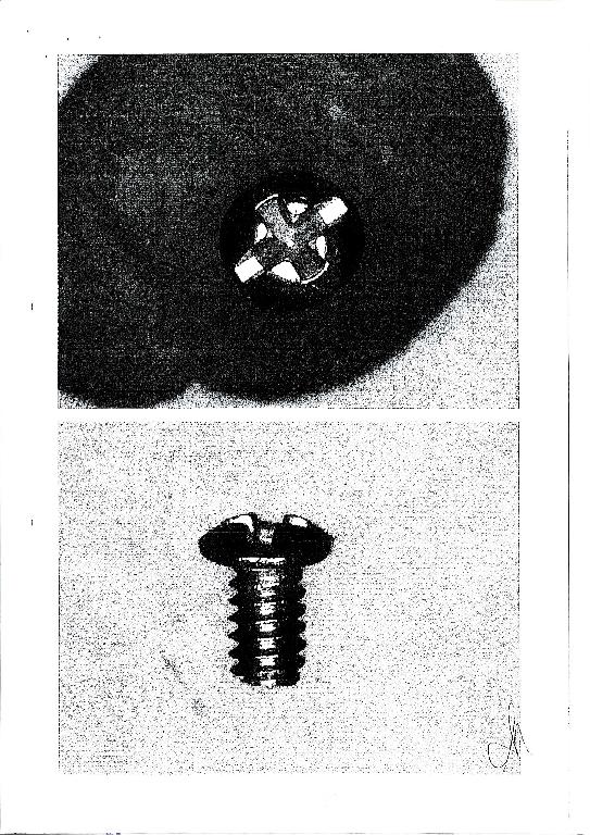 VITE METRICA IN ACCIAIO INOSSIDABILE CON TESTA A CROCE.
L'ARTICOLO HA LE SEGUENTI DIMENSIONI 2.8 MM X 1.5 MM.