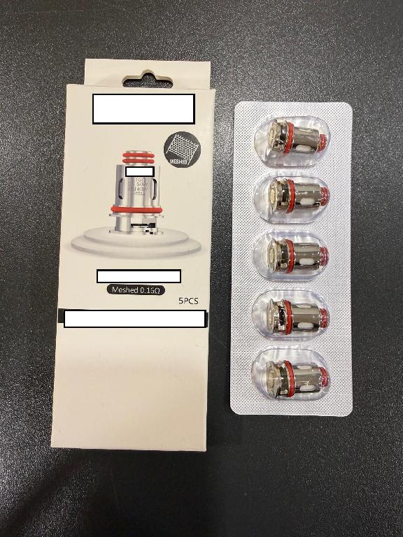 Elektroninės cigaretės komponentas/dalis - kaitinimo šerdis, kuri šildo e-skystį ir paverčia jį garais.
Kaitinimo šerdis yra sudedamoji elektroninės cigaretės dalis ir skirta atitinkamo modelio elektroninėms cigaretėms.
Kaitinimo šerdis pagaminta iš nerūdijančio plieno korpuso, kaitinimo elemento ir organinės medvilnės.
Supakuota gamyklinėse mažmeninės prekybos pakuotėse po 5 vnt.