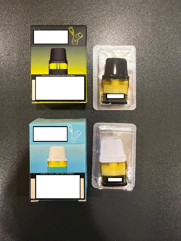 Elektroninės cigaretės kapsulė ((POD/Cartridge).
Elektroninės cigaretės kapsulė skirta e. skysčiui laikyti ir garinti. Kapsulė turi specialias jungtis, leidžiančias ją prijungti prie elektroninės cigaretės maitinimo įrenginio, kuris tiekia energiją kaitinimo procesui.
Kapsulę sudaro kandiklis ir plastikinė talpykla su integruotu kaitinimo elementu. Kapsulė pateikiama be elektroninių cigarečių skysčio.
Gaminiai supakuoti mažmeninei prekybai skirtose pakuotėse.