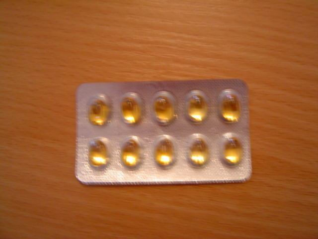 Mencu aknu eļļa kapsulās. Uztura bagātinātājs, kas bagātina uzturu ar omega-3 taukskābēm, A un D vitamīniem. Dabisks līdzeklis, kas palīdz uzturēt veselu ādu, kaulus, sirdi un smadzenes, stiprina imunitāti.