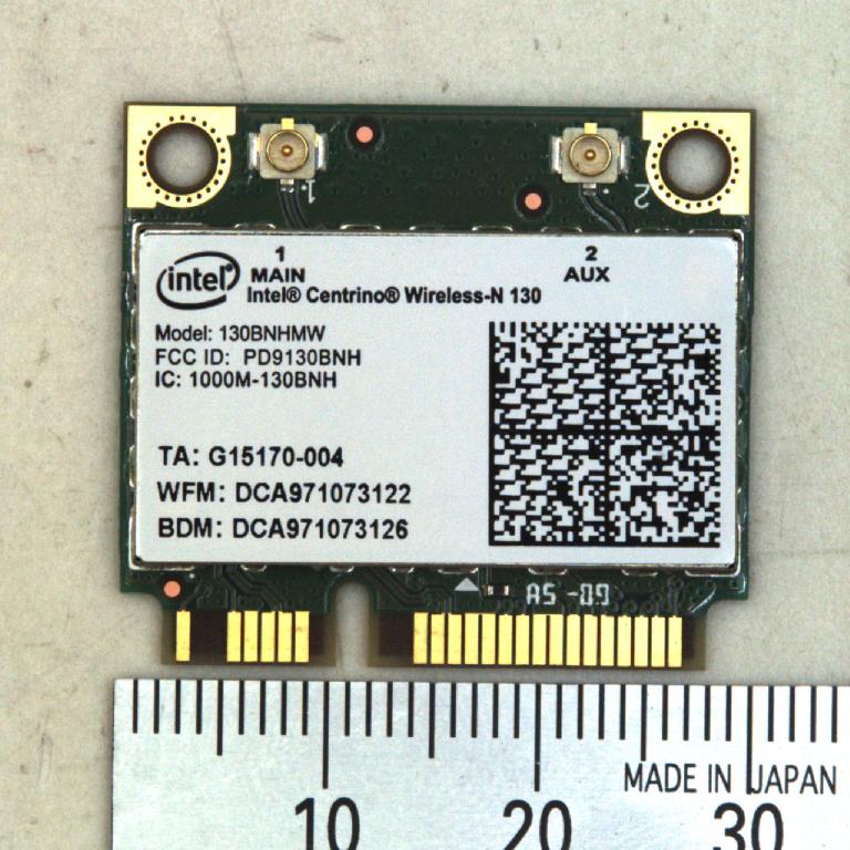 Een zogenoemde WLAN en bluetooth module met -volgens opgave- onder meer de volgende technische en uiterlijke kenmerken:
- ontworpen voor inbouw in een automatisch gegevensverwerkende machine;
- een elektronische assemblage;
- een geïntegreerde schakeling;
- een WLAN en bluetooth functie;
- afmetingen van 30 x 26 x 3 mm;
- een PCle slot voor aansluiting op het moederbord.
De module maakt het mogelijk om met de laptop draadloos verbinding te maken met een (thuis)netwerk via een modem/router, alsmede draadloos verbinding te maken met bluetooth apparaten.