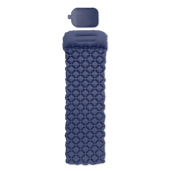 Een zogenoemd ultra-lichte opblaasbare slaapmatras met – volgens opgave – onder andere de volgende kenmerken en eigenschappen:
- te gebruiken om op te liggen;
- vervaardigd van een weefsel van waterafstotend 40D nylon met aan de binnenzijde een deklaag van kunststof;
- voorzien van een ventiel;
- rechthoekig van vorm 190 x 56 x 0.2 cm (l x b x h) in leeggelopen toestand;
- het gewicht is 0,6 kg.
Het product wordt geleverd in een zakje samen met een airbag van hetzelfde materiaal om de matras op te blazen en reparatiemateriaal.