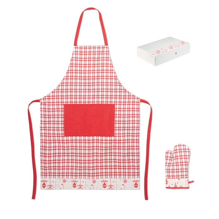 Een zogenoemde keukenset met –volgens opgave- onder andere de volgende kenmerken en samenstelling:
- om bescherming te bieden in de keuken tijdens het koken;
- een schort vervaardigd van een weefsel van katoen;
- een ovenwant vervaardigd van een weefsel van katoen;
- de ovenwant is gevoerd met polyester en voorzien van ophanglus.
Het geheel is opgemaakt voor de verkoop in het klein en tezamen verpakt in een kartonnen geschenkdoos met opdruk.