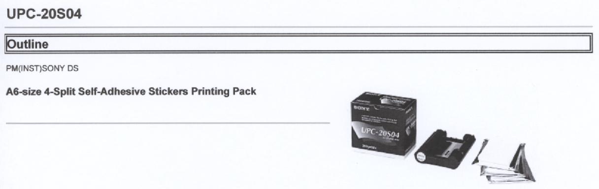 Een assortiment zijnde een zogenaamd "Color Printing Pack" voor gebruik in een afdrukeenheid (printer), bestaande uit: 
- een houder van kunststof, waarop gemonteerd twee cilinders met spoelen van kunststof, waarvan één cilinder is voorzien van een inktlint van kunststof; 
- 200 vellen A6 size 4-Split Self- Adhesive Stickers (afmetingen 130 x 88 mm). Het inktlint van kunststof bestaande uit segmenten met verschillende kleuren, waarbij de kleurstoffen door verhitting op een drager worden overgebracht (zogenaamde kleurstofsublimering).
Het geheel is opgemaakt voor de verkoop in het klein en verpakt in een kartonnen doos, voorzien van merknaam en type.
Het wezenlijk karakter van het assortiment wordt bepaald door het kunststof inktlint.
