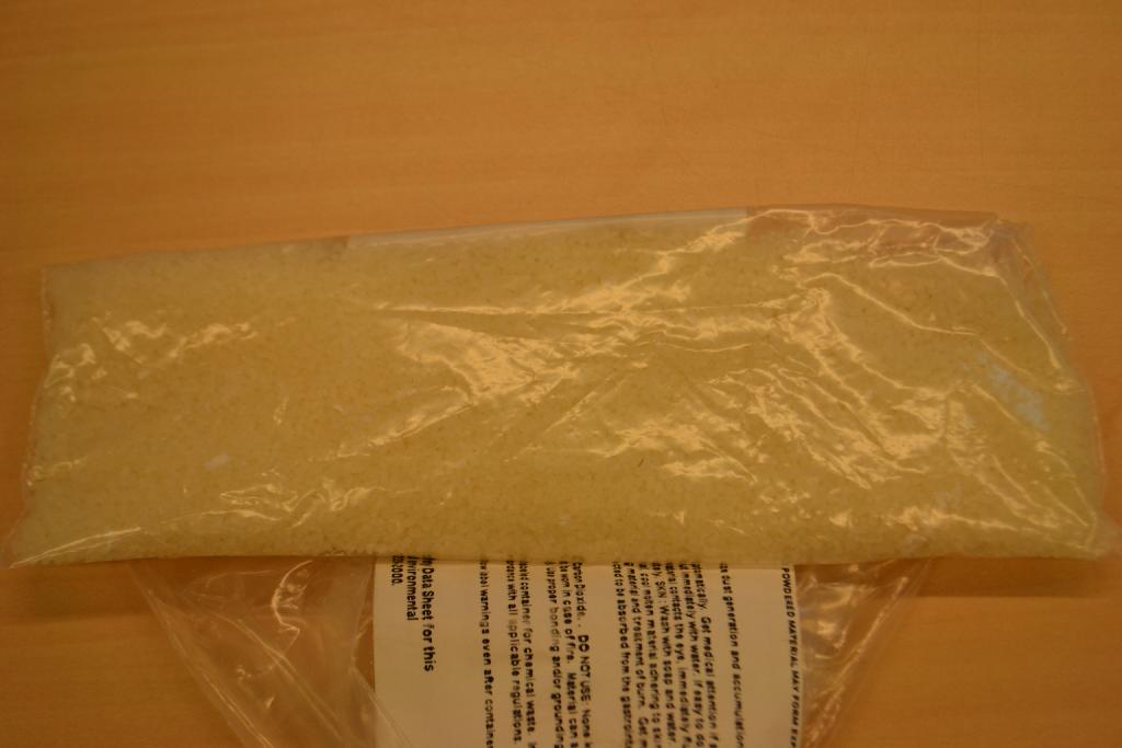 Cellulose triacetaat met –volgens opgave- onder ander de volgende kenmerken:
- in de verschijningsvorm van witte korrels;
- geen weekmakers of andere additieven bevattend;
- diverse toepassingen zoals als basis film materiaal, als coating en in de electronica-industrie.
Het product wordt in bulk verpakt.