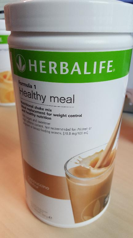 Een voedingssupplement met -volgens opgave- onder andere de volgende kenmerken en ingrediënten:
- in de verschijningsvorm van een lichtbruin poeder;
- sojaproteïne isolaat;
- fructose;
- lecithine;
- cacaopoeder;
- koffiepoeder; 
- sojaolie;
- polydextrose.
Het product is opgemaakt voor de verkoop in het klein en wordt aangeboden in een kunststof pot met een nettogewicht van 550 gram. Het product wordt aangemerkt als een bereiding voor dranken die cacao bevat, in verpakkingen met een netto inhoud per onmiddellijke verpakking van minder dan 1 kg.