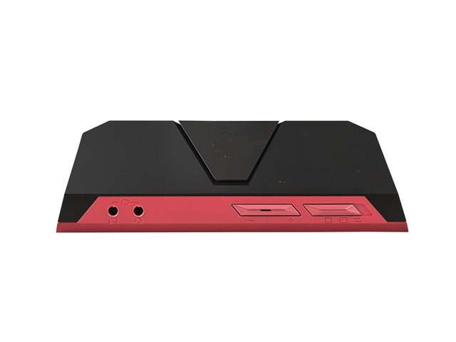 Przenośne urządzenie USB posiadające funkcję przechwytywania sygnału i nagrywania materiału video w jakości 1080p, którego treścią jest rozgrywka w grach video. Według oświadczenia Wnioskodawcy urządzenie same z siebie nie służy do streamingowania, do tego wymagany jest komputer z podłączeniem do internetu. Urządzenie nie zawiera wewnętrznej kieszeni dysku twardego, jedynym możliwym do zastosowania nośnikiem pamięci jest karta SD. Współpracuje zarówno z konsolami (PlayStation 3, Xbox 360), jak i z PC (Desktop, Laptop). Wyposażone w złącza USB 2.0 Plug & Play, wejścia/wyjścia HDMI, 4-stykowe złącze 3,5 mm (słuchawki), 4-stykowe złącze 3,5 mm (kontroler), gniazdo karty SD. Wymiary: 46,5 x 57 x 146,8 mm; masa 185,5g. W komplecie z nagrywarką znajdują się: skrócona instrukcja obsługi, kabel HDMI, kabel USB, 4 stykowy kabel audio 3,5 mm.