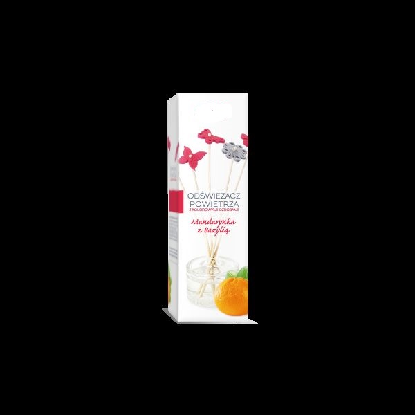 Produkt w postaci dyfuzora o intensywnym zapachu, przeznaczony do stosowania jako odświeżacz powietrza do pomieszczeń, dostępny w kilku wersjach zapachowych. Opakowanie produktu zawiera szklany flakonik z substancją zapachową, rattanowe patyczki oraz kolorowe, filcowe ozdoby.
Towar w opakowaniu do sprzedaży detalicznej.