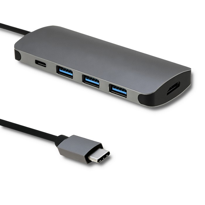 Adapter USB-C, do transmisji sygnałów audio–wideo, 5 w 1. Zasadniczo składa się z obwodu drukowanego z aktywnymi i pasywnymi elementami w obudowie koloru szarego, ze złączami HDMI, 3 x USB 3.0, USB-C. Złącze USB-C jest trwale przymocowane do obudowy za pomocą kabla o długości ok. 14 cm. Urządzenie służy do dostosowania sygnałów maszyny do automatycznego przetwarzania danych (laptop, tablet, itp.), przez złącze USB-C, na sygnały wyjścia przez ww. porty, po podłączeniu do jednostek wyjściowych (np. monitora, projektora). System: Plug and Play. Długość całkowita: 26 cm; wymiary adaptera: 11,3 x 4,3 x 1,5 cm. Opakowanie: Polybag.