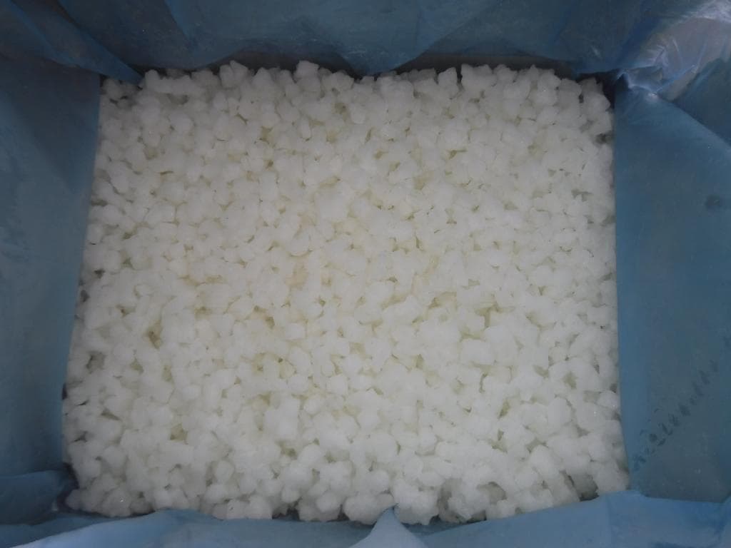 Produkt uzyskany z miąższu liści aloesu (Aloe vera),  pozbawionych skórki,  produkt występuje w postaci zamrożonych kostek o wymiarach 10X10 cm, wykorzystywany jest w przemyśle spożywczym, jako dodatek smakowy.