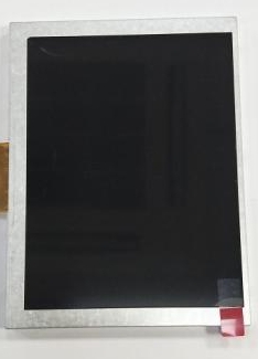 Moduł LCD TFT 5,7”, o rozdzielczości 640 x 480 RGB, z ekranem dotykowym, z elastyczną płytką drukowaną do podłączenia, podświetleniem oraz z układem sterującym. Moduł przeznaczony został do stosowania ogólnego i nie jest wytwarzany w celu zamontowania w określonych urządzeniach. Może wyświetlać obrazy nieruchome oraz wideo.