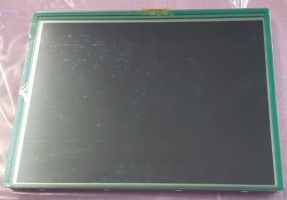 Moduł LCD TFT 5,7”, o rozdzielczości 640 x 480 RGB, z ekranem dotykowym, podświetlenie LED białe, z elastyczną płytką drukowaną do podłączenia oraz układem sterującym do adresacji pikseli. Moduł przeznaczony do stosowania ogólnego - nie jest wytwarzany w celu montażu w określonych urządzeniach.