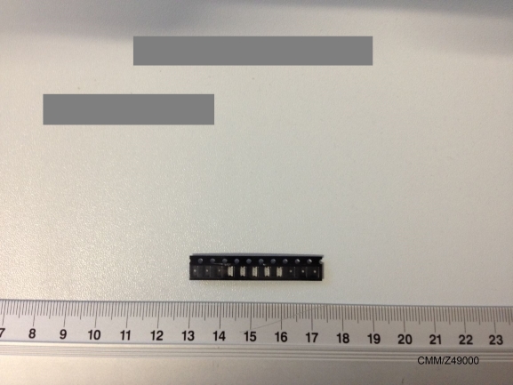 Diody świecące LED, o wymiarach 3,2 x 1,6 x 1,1 mm, emitujące światło barwy żółto-zielonej, żółtej, o dominującej długości fali 566-576 nm(żółto-zielone) i 584-594 nm(żółte). Przeznaczone do montażu powierzchniowego SMT; nie zawierają elementów do zasilania lub regulacji.  Napięcie zasilania: 2,1 – 2,6 V; prąd zasilania: 30mA. Zapakowane po 3000 sztuk na taśmie z tworzywa sztucznego, nawiniętej na szpulę o średnicy 179 mm. Następnie pakowane w aluminiową torebkę. Torebki pakowane w kartony zbiorcze.