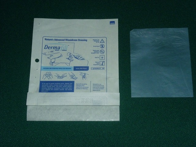 Produkt w postaci sterylnego, półprzezroczystego opatrunku z celulozy wytwarzanej przez bakterie Acetobacter xylinum. Opatrunek jest sterylizowany promieniowaniem Gamma, nie jest toksyczny, nie zawiera dodatków ani substancji czynnych. Produkt jest przeznaczony do leczenia niezainfekowanych ran skóry, oparzeń II stopnia, stopy cukrzycowej, owrzodzenia neuropatycznego, otarć, ran szarpanych, niewielkich ran chirurgicznych, miejsc poprzeszczepowych dawców oraz innych owrzodzeń skóry. 
Produkt dostępny w różnych rozmiarach (08 x 10 cm, 10 x 16 cm, 16 x 21 cm) w zbiorczych opakowaniach do sprzedaży detalicznej.