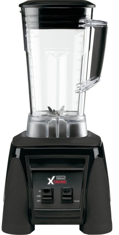Elektryczny blender, przeznaczony jest do miksowania owoców, warzyw oraz do przygotowywania koktajli. Wyposażony w  stalowe ostrze oraz zdejmowalny dzbanek z pokrywką, szklany lub ze stali nierdzewnej. Obudowa silnika została wykonana z tworzywa sztucznego. Zasilanie 230 V, moc 0,35 - 1,5 kW. Wymiary (szerokość x głębokość x wysokość): 220 x 260 x 480 mm;  masa - 2 kg. Pojemność dzbanka -  2 l.