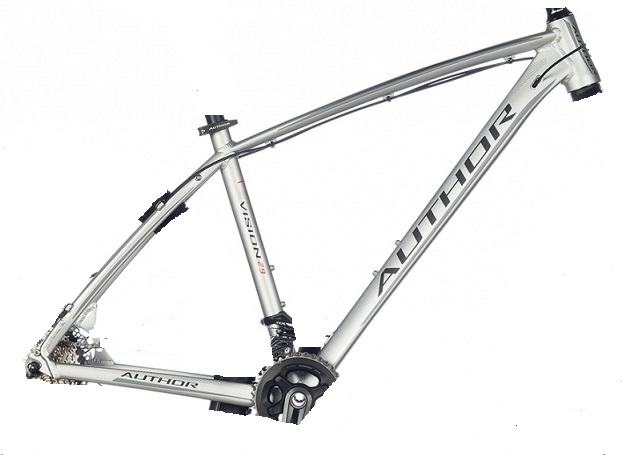 Rama roweru górskiego (MTB) Vision 29. Wykonana ze stopu aluminium 6061, polakierowana na kolor srebrny matowy. Elementy rurowe wykonane w technologii hydroformowania. Dodatkowo górna i dolna rura potrójnie cieniowana. Zgodnie z deklaracją pochodzi z Tajwanu i nie jest przeznaczona do produkcji rowerów. Pakowana w pudło kartonowe po 2 sztuki, w zestawie ze sterami zintegrowanymi, podkładką stożkową, podkładkami dystansowymi i obejmą podsiodłową z zaciskiem. Elementy pakowane w zestawie z ramami nie są objęte niniejszą decyzją. Masa ramy: 1,7 kg.