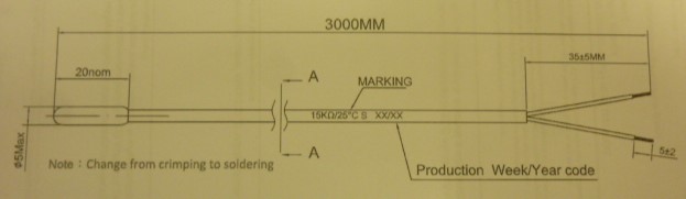 Termistor, opornik oprawiony w obudowę z wyprowadzonymi przewodami. Parametry: rezystancja nominalna w 25°C:15kiloomów. Moc opornika w 25°C wynosi 250 mW. Stała materiałowa: 3,480 K.