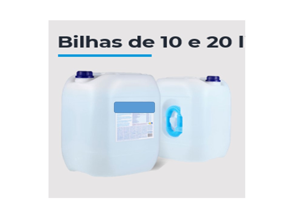 AdBlue: solução aquosa de ureia a 32,5%.
Líquido incolor a branco. Sem odor ou com leve odor a Amoníaco. O Adblue pode ser apresentado em embalagens de 10L, 20L, tambores de 200L, IBCs de 1000L e a Granel.
Produto químico, complementar ao combustível, utilizado em veículos pesados e ligeiros a diesel equipados com tecnologia SCR (redução catalítica seletiva) para cumprimento das normas Euro4, Euro5 e Euro6. É um aditivo que permite reduzir os gases poluentes que contribuem para o efeito estufa transformando os óxidos de azoto em componentes naturais do ar (azoto elementar e vapor de água).
O processo produtivo é uma dissolução da ureia sólida com teor de azoto superior a 45% em água desmineralizada. 
O produto final obtido apresenta um teor de Azoto inferior a 45%. É uma solução aquosa de ureia 32,5% que corresponde a um teor de azoto de cerca de 15%.
A ureia contém um teor de azoto > 45%.