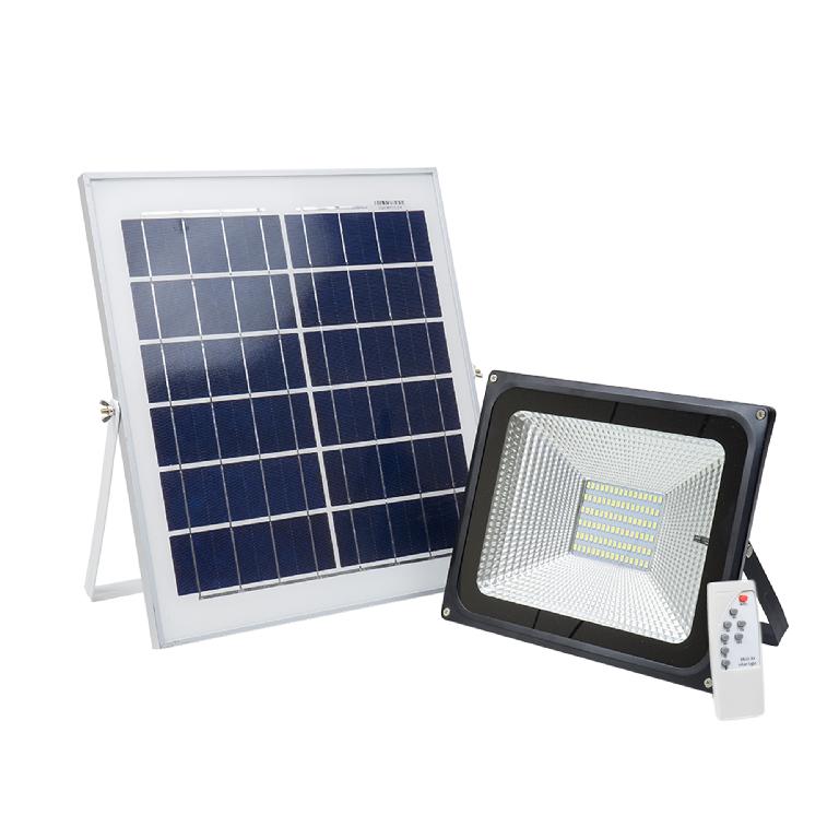 Produsul reprezintă un  aparat fotovoltaic de iluminat, prezentat sub forma unui set condiționat pentru vânzarea cu amănuntul. Este format dintr-un reflector cu LED-uri (unghi de iluminare de 120 grade, putere de 50W)  prevăzut cu o carcasă metalică, un încărcător solar (panou fotovoltaic policristalin cu o putere maxima de 18W ce oferă o tensiune de maxim 6V, dimensiuni 420 x 370 x 17 mm), o unitate de stocare a energiei (baterie Li-Po4, 15000 mAh, 3.2 V) încorporată în carcasa reflectorului și o telecomandă. 
Produsul este destinat iluminarii în locuri unde utilizatorul nu se poate conecta la reteaua furnizorului local de energie electrică.
Reflectorul este prevăzut cu un senzor de lumină ce va aprinde  automat la scăderea intensității luminii ambientale. 
Produsul este însoțit și de o telecomandă prin intermediul căreia se poate controla aprinderea sau stingerea reflectorului imediat sau temporizat.