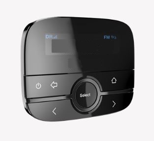 Digital radioadapter, enligt uppgift innehållande sändare och mottagare för rundradio. Produkten är avsedd att användas som komplement till det befintliga ljudsystemet i personbilar eller motsvarande fordon och möjliggör mottagning av digital radio. Enheten kopplas till fordonet via line-out kabel eller inbyggd FM-sändare. Apparaten kan även anslutas till telefoner, surfplattor eller musikspelare via en medföljande AUX-in-kabel. Radioadaptern är bland annat utrustad med en manöverskärm, bakgrundsbelysta knappar och har ett frekvensområde på 87,6-107,9 MHz. Produkten är av måtten 7.2 x 5.6 x 1.8 cm (BxHxD).