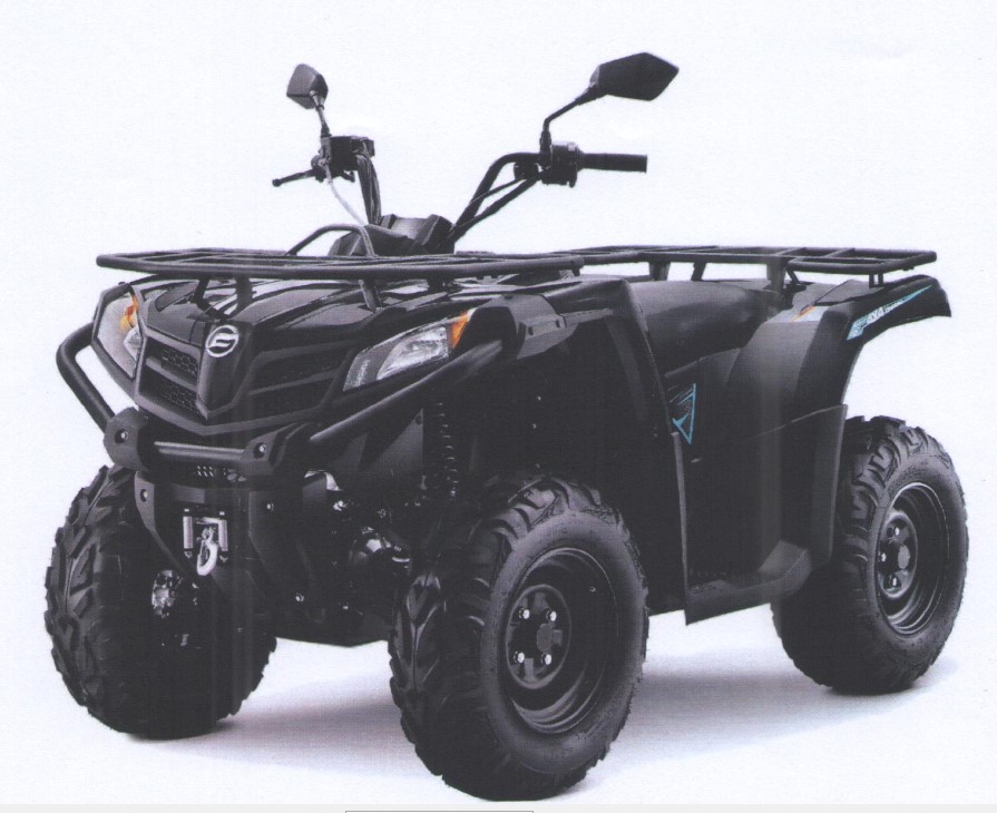 Ett nytt terränggående fyrhjuligt motorfordon (ATV All Terain Vehicle) med förbränningskolvmotor med gnisttändning, med en cylindervolym av 400 cc, en effekt av 20,7 kW och en torrvikt av ca 344 kg.
Fordonet har enligt uppgift följande särskilda kännetecken:
 — ett styrsystem av biltyp (Ackermanprincipen) som manövreras med hjälp av ett styre,
 — bromsar på både fram- och bakhjul,
 — en automatisk koppling och en backväxel,
 — en motor som är särskilt avsedd för användning i svår terräng och som ger tillräcklig dragkapacitet på låga varv,
 — kraftöverföring till hjulen med hjälp av axlar,
 — däck med grovt utformade mönster för terrängkörning,
 — en draganordning utformad så att fordonet kan dra eller skjuta åtminstone två gånger fordonets egen torrvikt,
 — en dragkapacitet för ett icke-bromsat släp av ca 874 kg,
 — motorn kan åstadkomma maximal dragkraft med hjälp av en differentialspärr,
 — en fast monterad vinsch lämplig för att dra timmerstockar,
 — mått: 2180 X 1100 X 1150 mm (L X B X H)