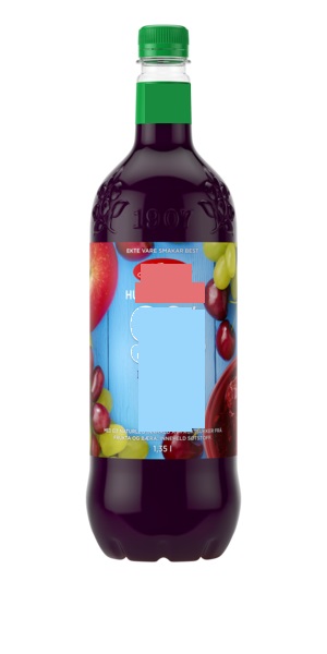 Livsmedelsberedning i form av ett rött fruktsaftskoncentrat/saftblandning föreliggande i detaljhandelsförpackning/flaska om 1,35 liter.
Varan är ett berett livsmedelskoncentrat som enligt uppgift är avsedd att blandas 1 + 4 delar vatten för att ge en färdig dryck.
Saftkoncentratet innehåller enligt uppgift råsaft från druvor, äpple, körsbär och päron, stabiliseringsmedel (polydextros), surhetsreglerandemedel (citronsyra, äppelsyra), konserveringsmedel, (kaliumsorbat, natriumbensoat), sötningsmedel (sukralos) och naturlig arom.