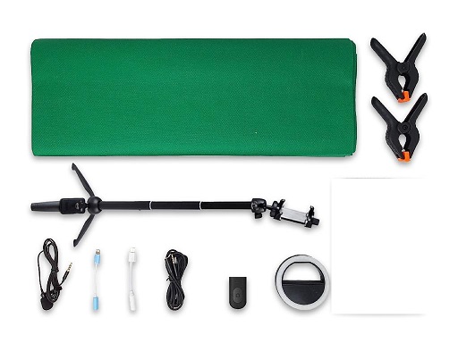 Sats bestående av 2 i 1 stativ (selfie-stick och stativ) stången kan förlängas från 19 cm till 70 cm, mikrofon, fjärrkontroll, ljusring, konfektionerad dukvara av trikå, två klämmor och två adapterkablar. Delarna i satsen är förpackade för försäljning i detaljhandeln.
Delarna i satsen ska enligt uppgift användas tillsammans för att skapa och spela in video. Dukvaran, med måtten 1,5 x 3 m, hängs upp med medföljande klämmor och används som en s.k. green screen för att kunna lägga till valfri bakgrundsbild. 2 i 1 stativet kan användas både som stativ och som selfiestick och kompletteras med en mikrofon. Fjärrkontrollen används för att starta och stoppa inspelningen.
Satsen består enligt uppgift av 2 i 1 stativ av plast och stål (60% ABS och 40% rostfritt stål), lapelmikrofon, fjärrkontroll, ljusring av plast (ABS och PCBA), konfektionerad dukvara av trikå, klämmor av plast (polypropylen och polyethylen) och två adapterkablar.