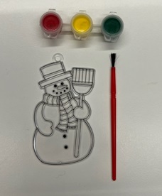 Pysselset bestående av en snögubbe med upphängningsögla (s.k. solfångare), färg och pensel.
Setet är avsett att användas genom att färglägga snögubben med avsedd färg. Efter färgläggning ska snögubben hängas upp i ett fönster och man ser hur solens strålar reflekterar sig.
Setet består av en genomskinlig plastskiva i form av en snögubbe, en pensel och tre koppar med färg (grön, gul och röd).
Artiklarna är förpackade tillsammans för försäljning i detaljhandeln. 
Färgerna ger varan dess huvudsakliga karaktär på grund av deras betydelse för användningen av varan.