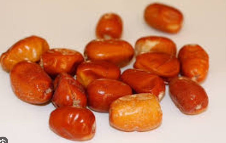 Torkade bär enligt uppgift från smalbladig silverbuske. Bären är cirka 3 cm lång, har en orange och röd färg, och levereras i förpackningar om 200 g till 1 kg. 

Bären är lämplig för mänsklig konsumtion.