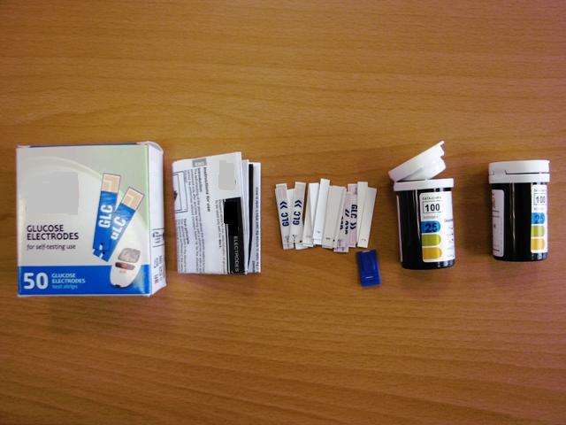 Testni lističi za hitro, kvantitativno določanje (oziroma samokontrolo) vrednosti glukoze v krvi oziroma krvnega sladkorja. 
Posamezen testni listič vsebuje glukozno oksidazo 21 µg, mediator 139 µg, pufer 5.7 µg in stabilizator 86 µg. 
Vrednost glukoze se določi tako, da se testni listič z reagentom vstavi v aparat za merjenje glukoze v krvi (aparat ni priložen), na testni listič pa se da vzorec preiskovane krvi iz katere se naknadno določi vrednost krvnega sladkorja.
Testnim lističem (dolžine 3,5 cm), ki jih je 50 kosov in se nahajajo pakirani v dveh plastičnih škatlicah (2 x po 25 kosov) je priložen specifični podatkovni čip in navodila za uporabo. Vse skupaj je pakirano v kartonski embalaži.