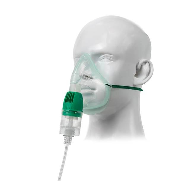 Medicinski pripomoček v obliki kompleta sestavljenega iz:
•	obrazne dihalne maske iz plastične mase s priključkom (tip priključka 22M),
•	aerosolne plastične komore (nebuliser) s priključkom (tip priključka 22F),
•	cevi iz plastične mase s priborom (dolžine 1,8 m),
•	priključkom iz plastične mase za priklop na vir kisika.

Maska je opremljena z elastičnim trakom za namestitev na obraz pacienta.
Uporablja se kot pribor aparata za aerosolno terapijo.
Bistveni del kompleta predstavlja obrazna maska.
Komplet je pakiran skupaj v sterilno plastično embalažo.