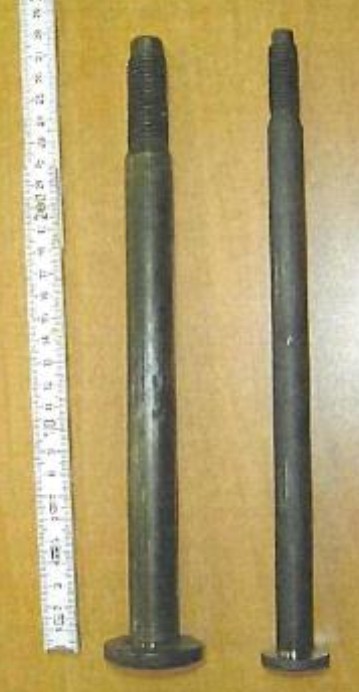 Stezni vijak iz navadnega vlečenega jekla, dolžine 280, premera stebla 22 mm. Vijak ima okroglo glavo, brez zareze, premera 45 mm. V glavi vijaka je luknja premera 8-14 in globine 25 mm. Na spodnjem zoženem delu stebla je vrezan navoj M20, dolžine 50 mm.
Vijak enake dolžine je lahko tudi s premerom stebla 16, okroglo glavo zunanjega premera 30 z luknjo premera 8 in globine 12 mm. Na spodnjem zoženem delu stebla je vrezan navoj M14 in dolžine 40 mm.
Uporablja se pri proizvodnji smolno veznih brusov kot nosilec surovcev med termično obdelavo.