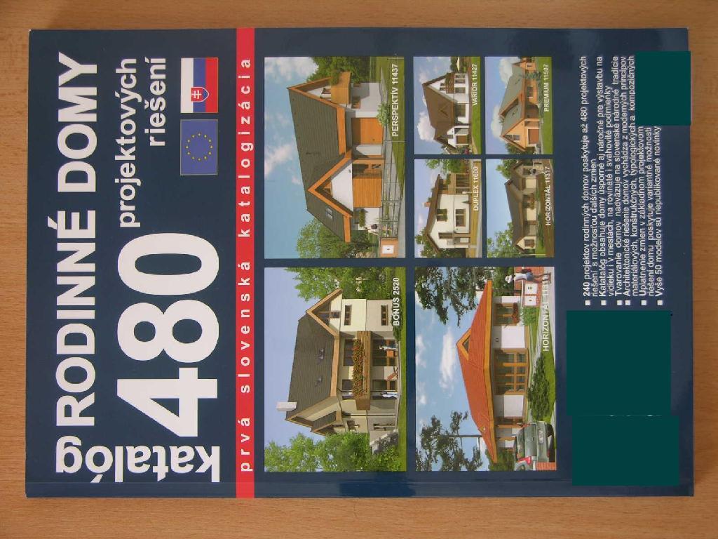 Tlačená brožúra, katalóg - rodinné domy - 480 projektových riešení, SIKARD 2008. Publikácia je vyrobená z papiera, má formát A4 a je v mäkkej väzbe, lepená. Jej obsahom sú projektové riešenia rodinných domov, zahŕňajúce písaný text, počítačové animácie rodinných domov a grafické znázornenia rodinných domov.