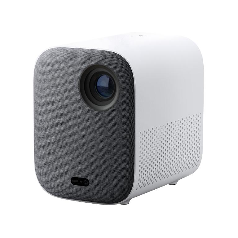 LED projektor s technológiou DLP, s operačným systémom Android TV, s rozmermi 115 x 150 x 150 mm. Disponuje pripojením Wi-Fi a Bluetooth, portami HDMI a USB, štandardným rozlíšením 1920 x 1080 pixelov, jasom 500 ANSI lúmenov, vstavanými reproduktormi, 2 GB DDR3 a 16 GB eMMC vstavaným úložiskom a ďalšími funkciami.