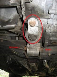 Držiak motora osobného automobilu na torznej vzpere. Diel sa nachádza sa na podvozku a zabraňuje nakloneniu priečne uloženého motora pri zvýšení otáčok, aby neprišlo k jeho kolízii s karosériou. Predmetný diel spája torznú vzperu s motorom, tzn. bez neho by táto stratila svoju funkciu.
Vyrobené z plochej ocele valcovanej za tepla podľa EN 10149-2, alebo hliníkovej zliatiny podľa EN 573-2.