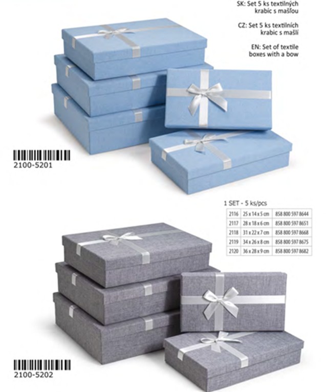 Tovarom sú darčekové škatule. Telo škatúľ je tvorené z lepenky, vo vnútri je kašírovaný biely ofsetový papier a z vonkajšej strany je textilný materiál: 65% Linen, 35% Polyester, na vonkajšej strane je naviazaná polyesterová stuha. Balenie: v sete 5 ks. Škatule majú štvorcový alebo obdĺžnikový tvar. Účel použitia tovaru: balenie darčeka, uschovanie drobných predmetov, atď. 
Rozmery :
250×140×50
280×180×60
310×220×70
340×260×80
360×280×90

160×160×50
180×180×60
200×200×70
220×220×80
240×240×90