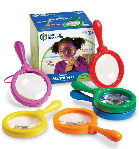 A set of 6 plastic magnifying glasses, which each have a 4.5x magnification.  
The magnifying glasses measure 20cm (L). The magnifying glasses have built-in stands to allow for hands-free viewing.
To take a closer look at plants, animals, and insects
Made of Plastic
The set are packaged in retail cardboard packaging.